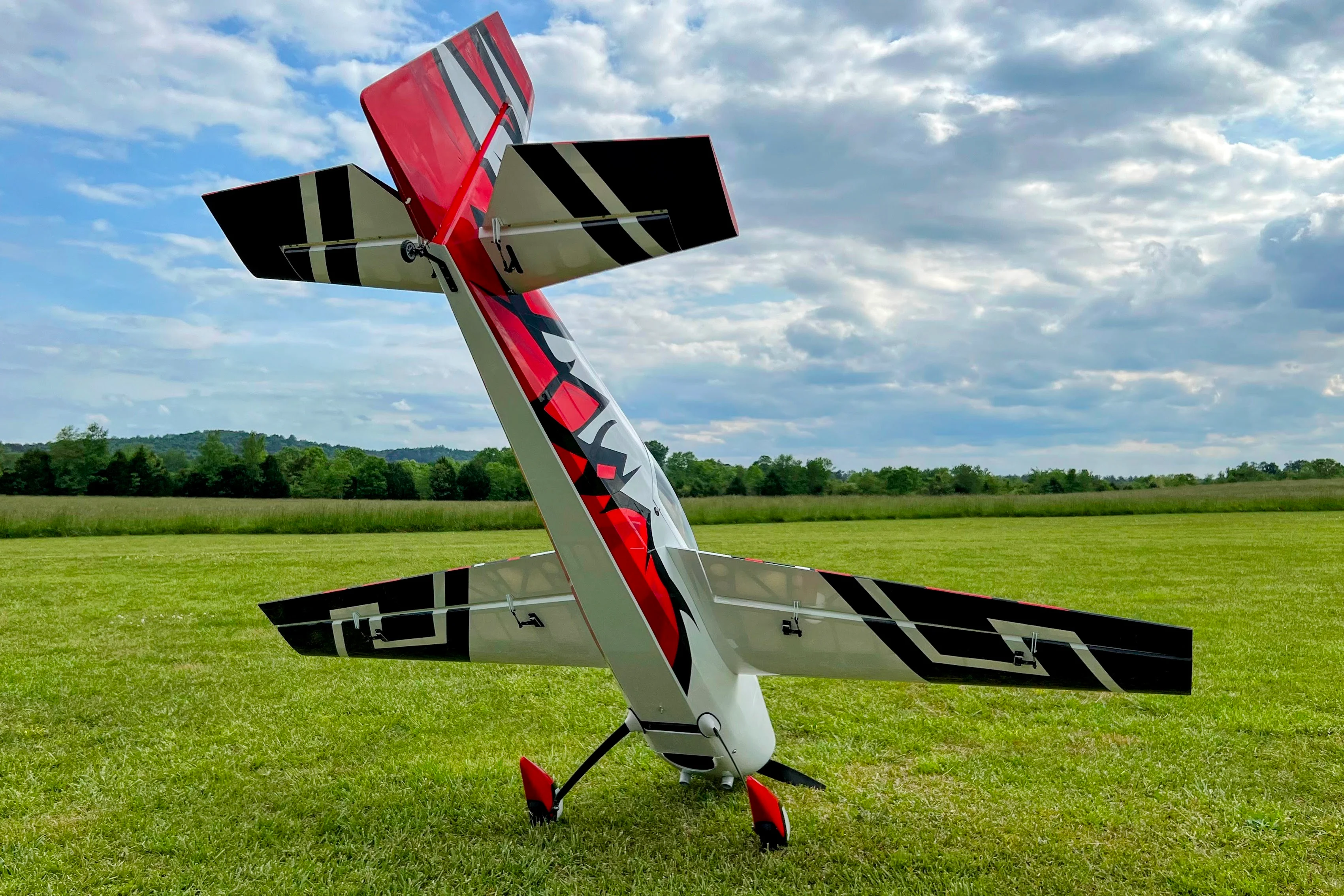 EF - 104" Edge 540T - Dark Red/White - Image 3