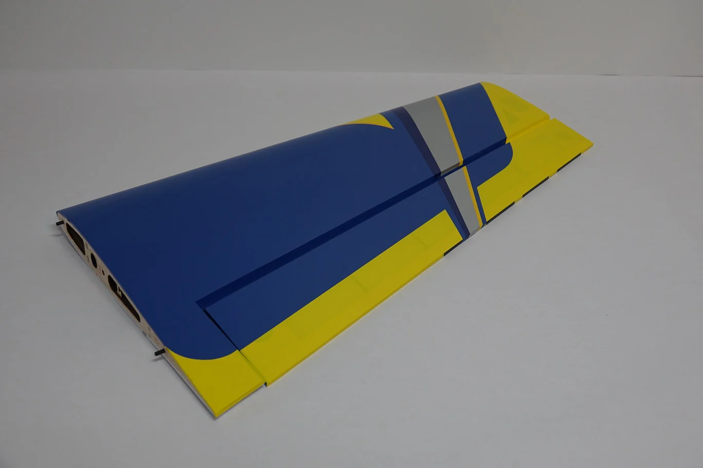 48" Edge 540T V2 Pilot's Right Wing - Blue/Yellow