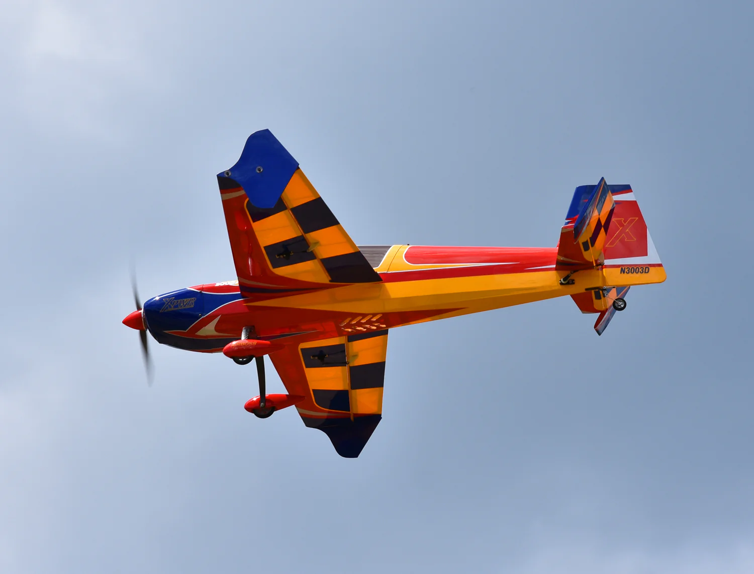 EF - 48" Extra 300-EXP V2 - Yellow/Red - Image 5