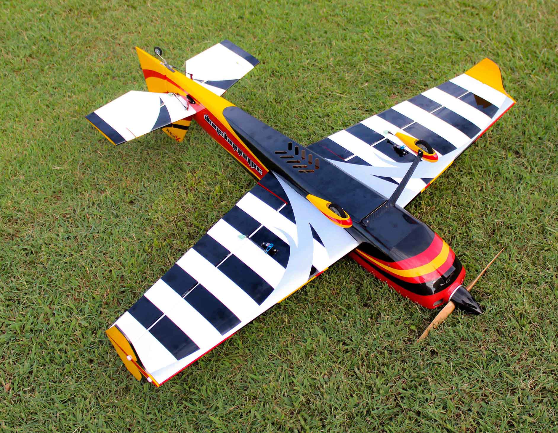 52" Velox Revolution - Red/Yellow Scheme - Image 2