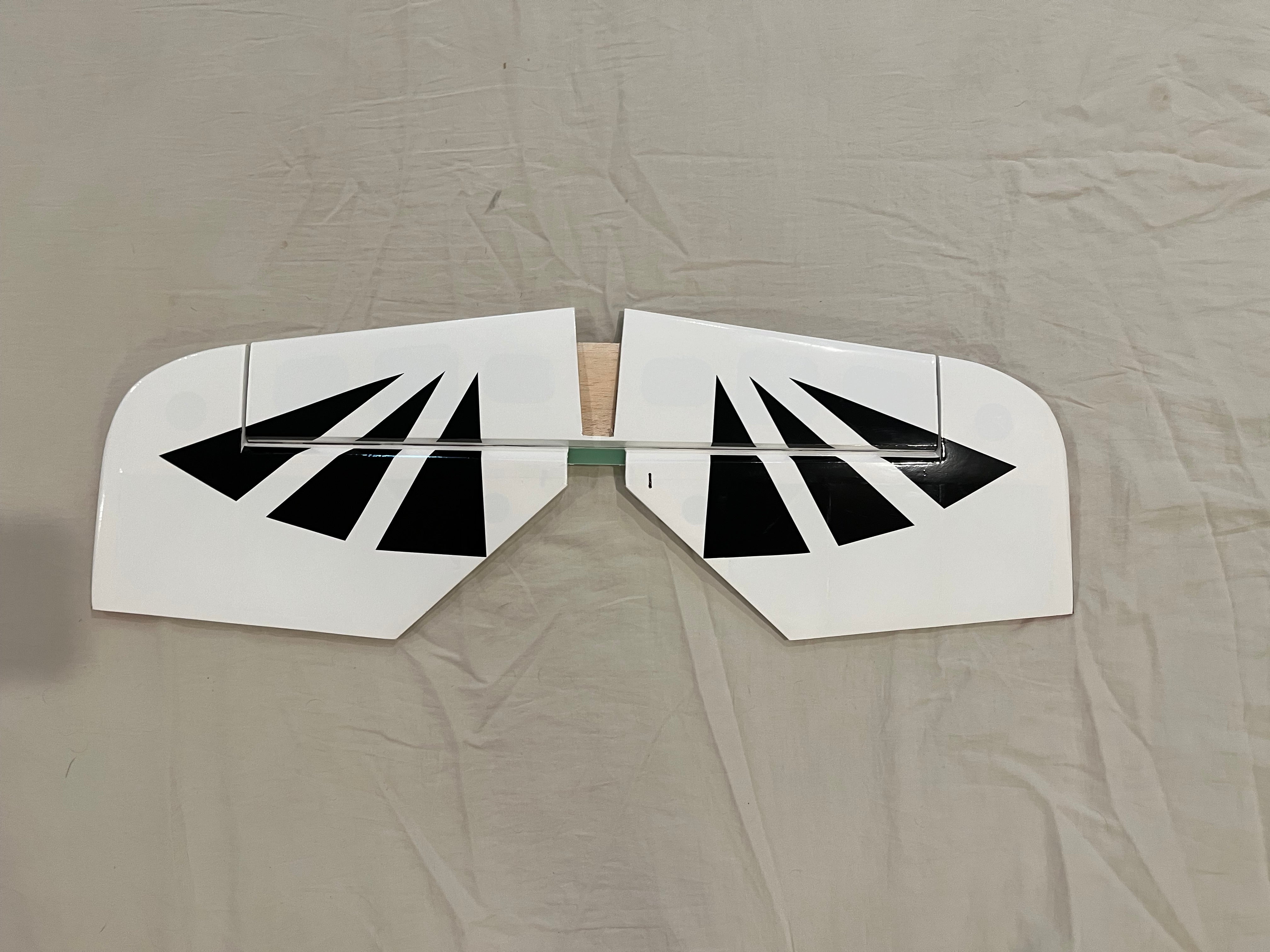 53" Peregrine - Stab/Elevator Set w/ control horns - Image 2