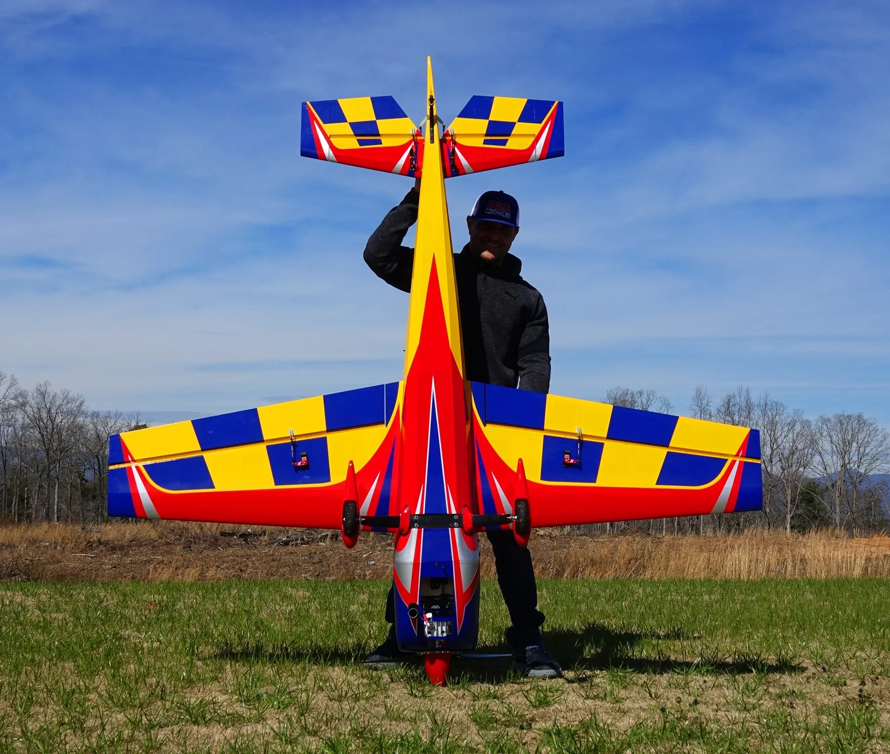 EF - 85" Extra 300 EXP - Yellow/Red/Blue - Image 4