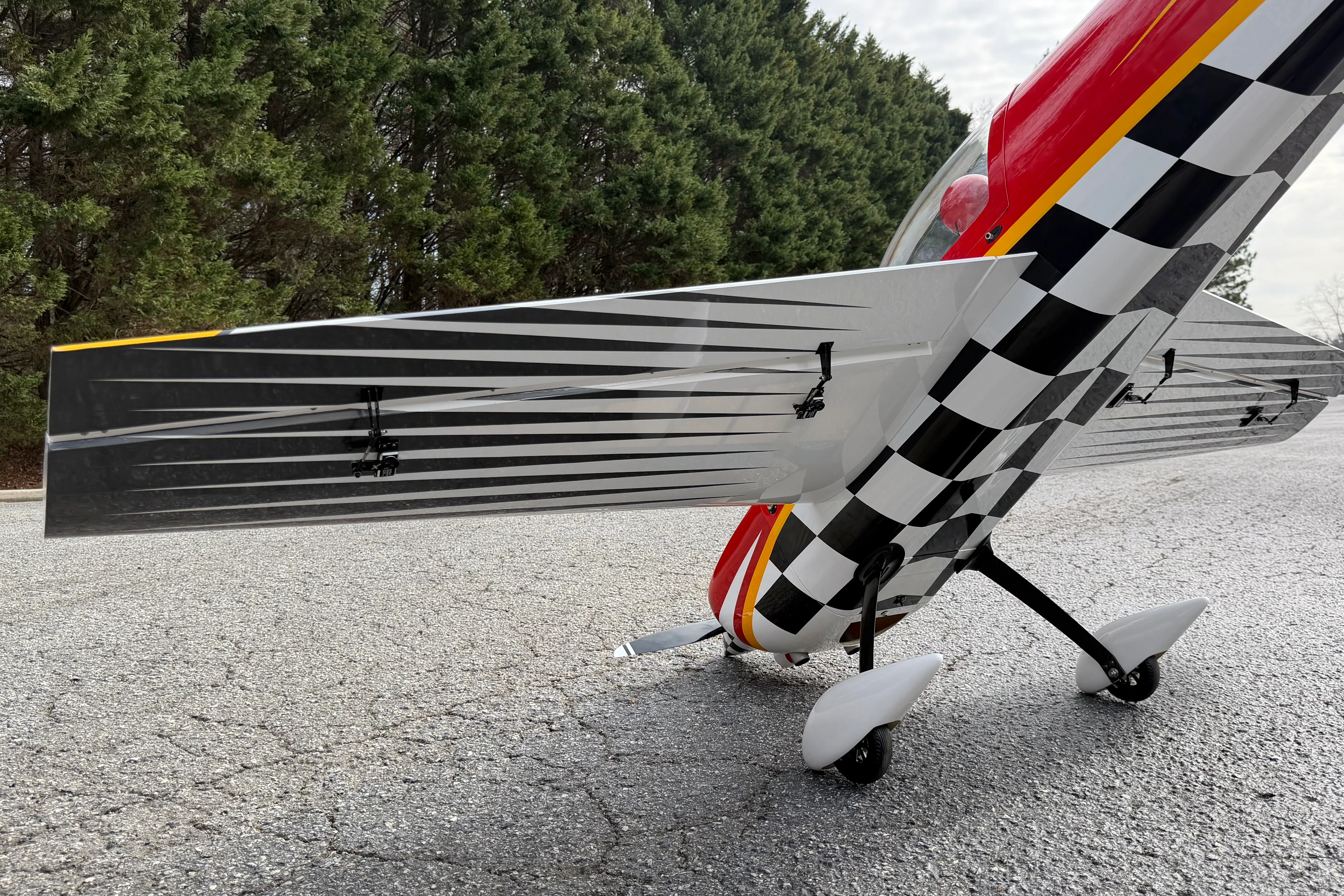 EF - 100" Slick 580 EXP V3 - Red/White 10th Anniversary Scheme - Image 21