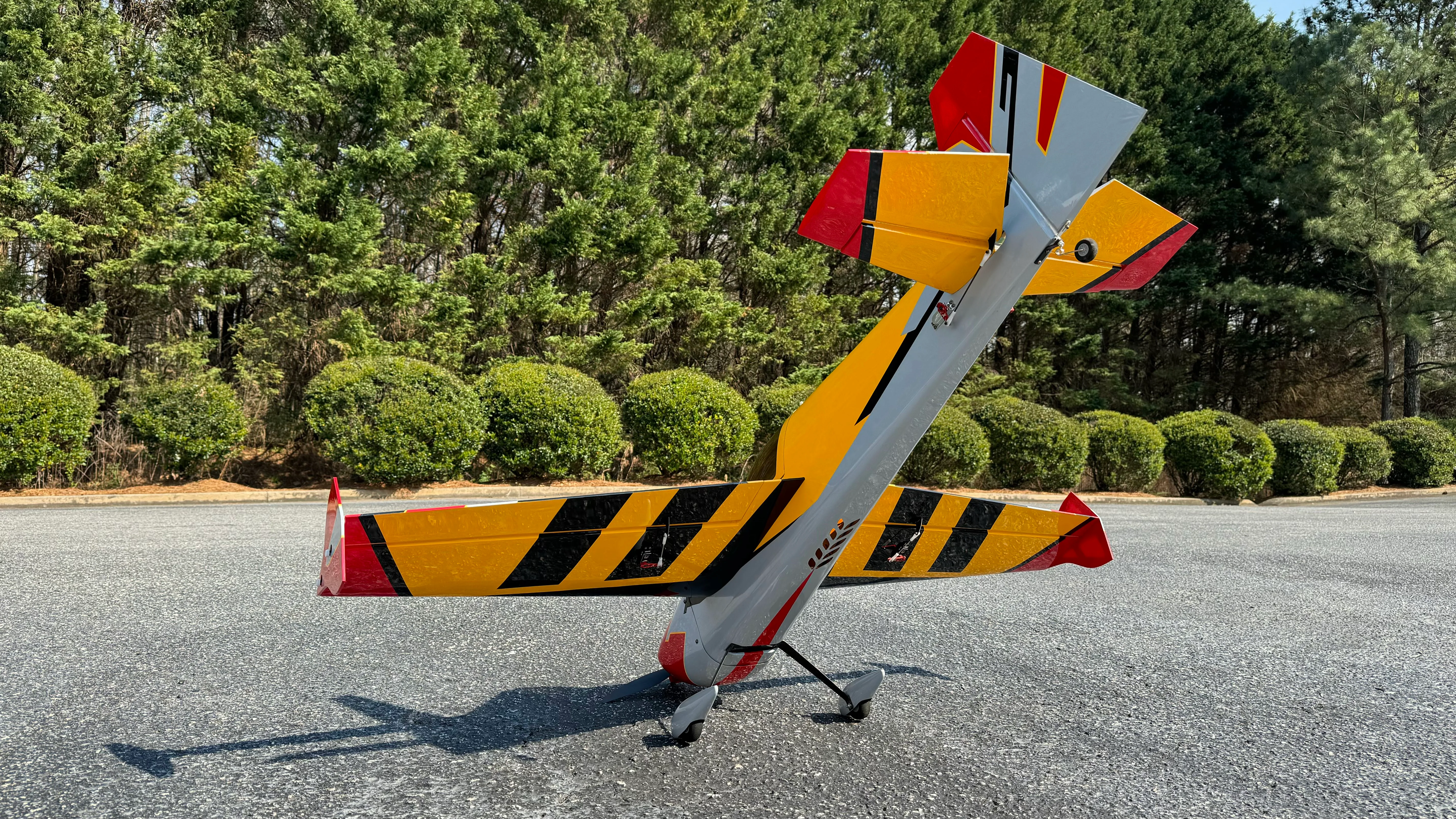 EF - 60" Slick 580 CNC - Yellow/Red/Grey - ARF - Image 3