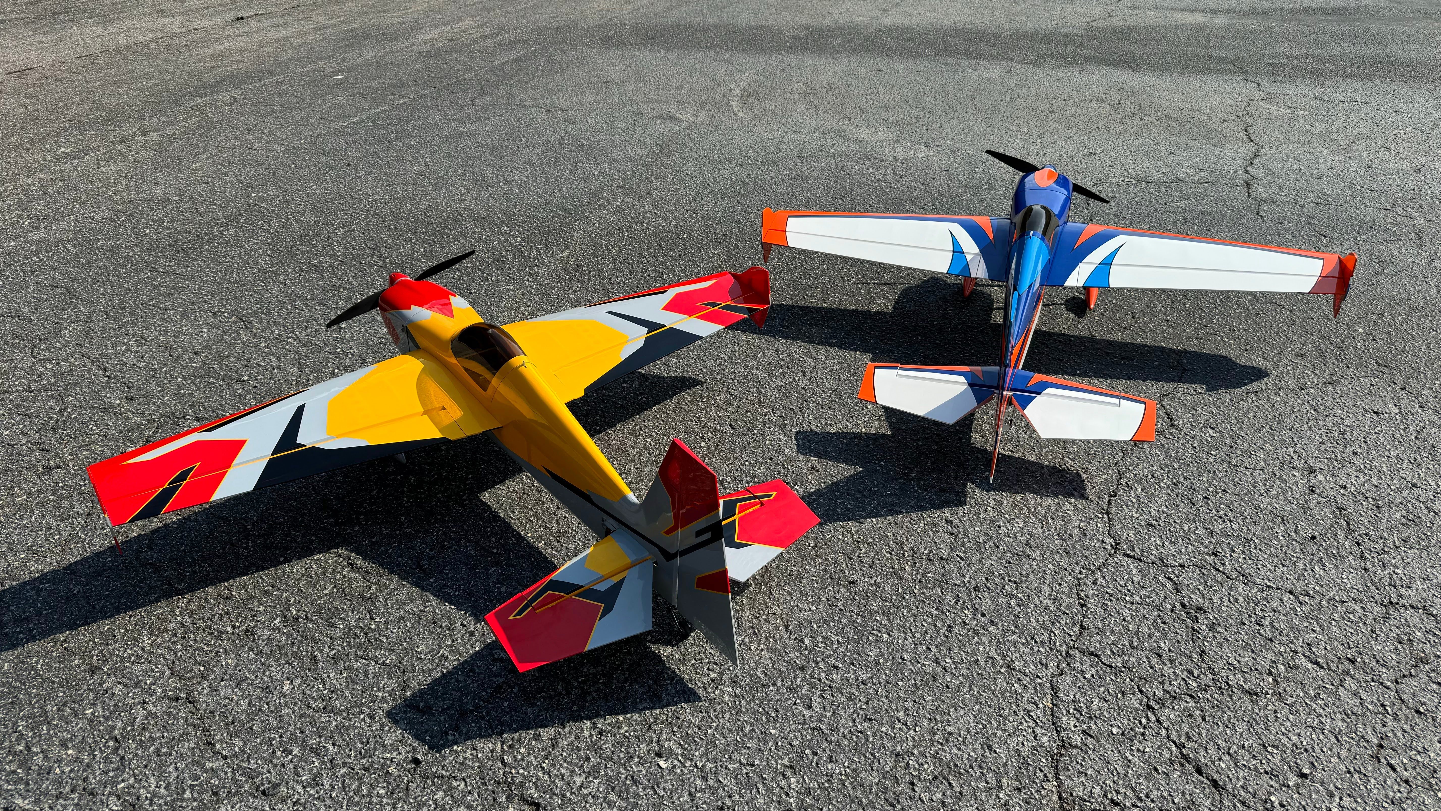 EF - 60" Slick 580 CNC - Yellow/Red/Grey - ARF - Image 4