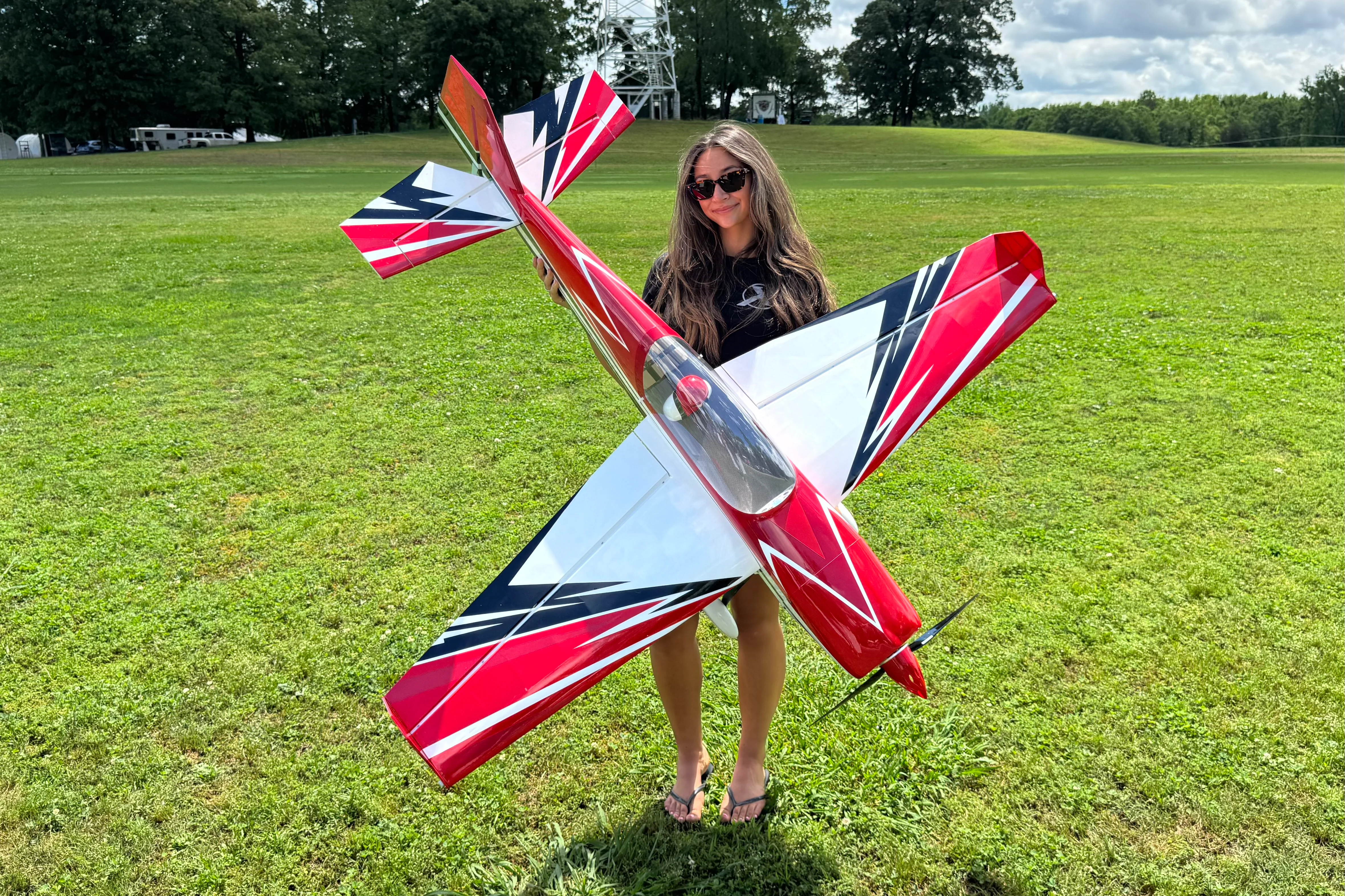 EF - 67" Extra 300 - Red/White - ARF