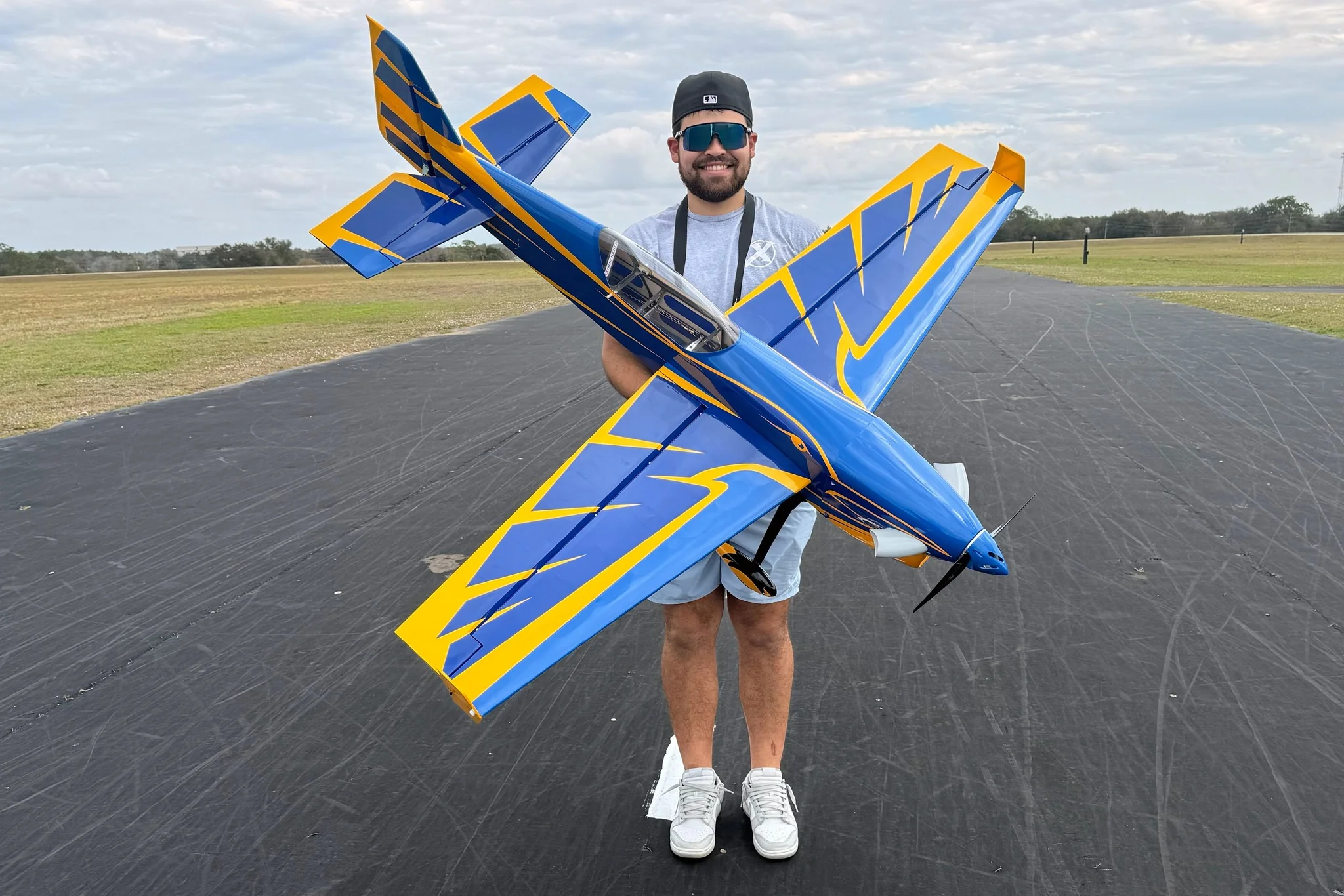 EF - 69" Turbo Raven V2 - Blue/Yellow - ARF - Image 2