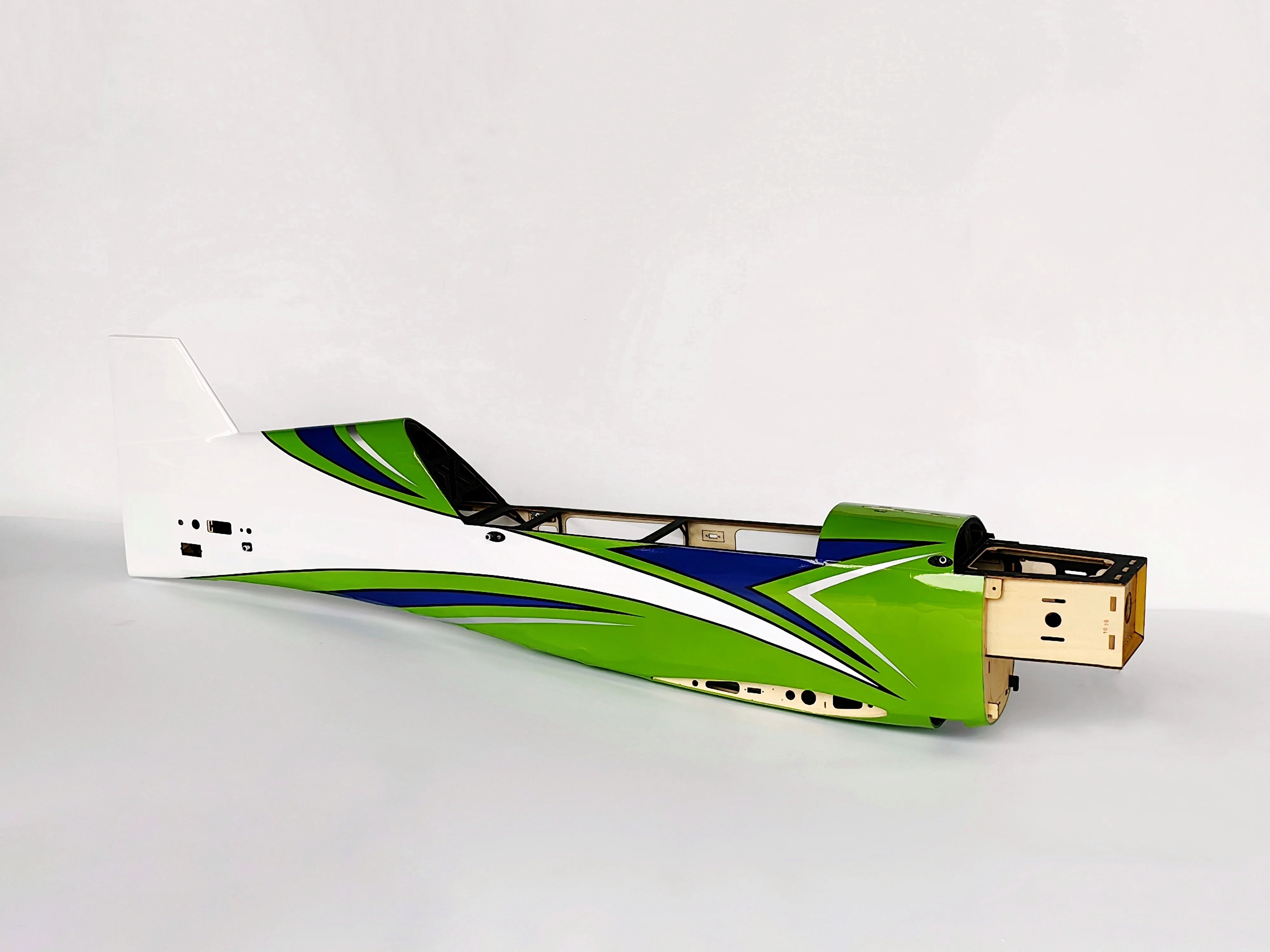 70cc Peregrine - FUSELAGE