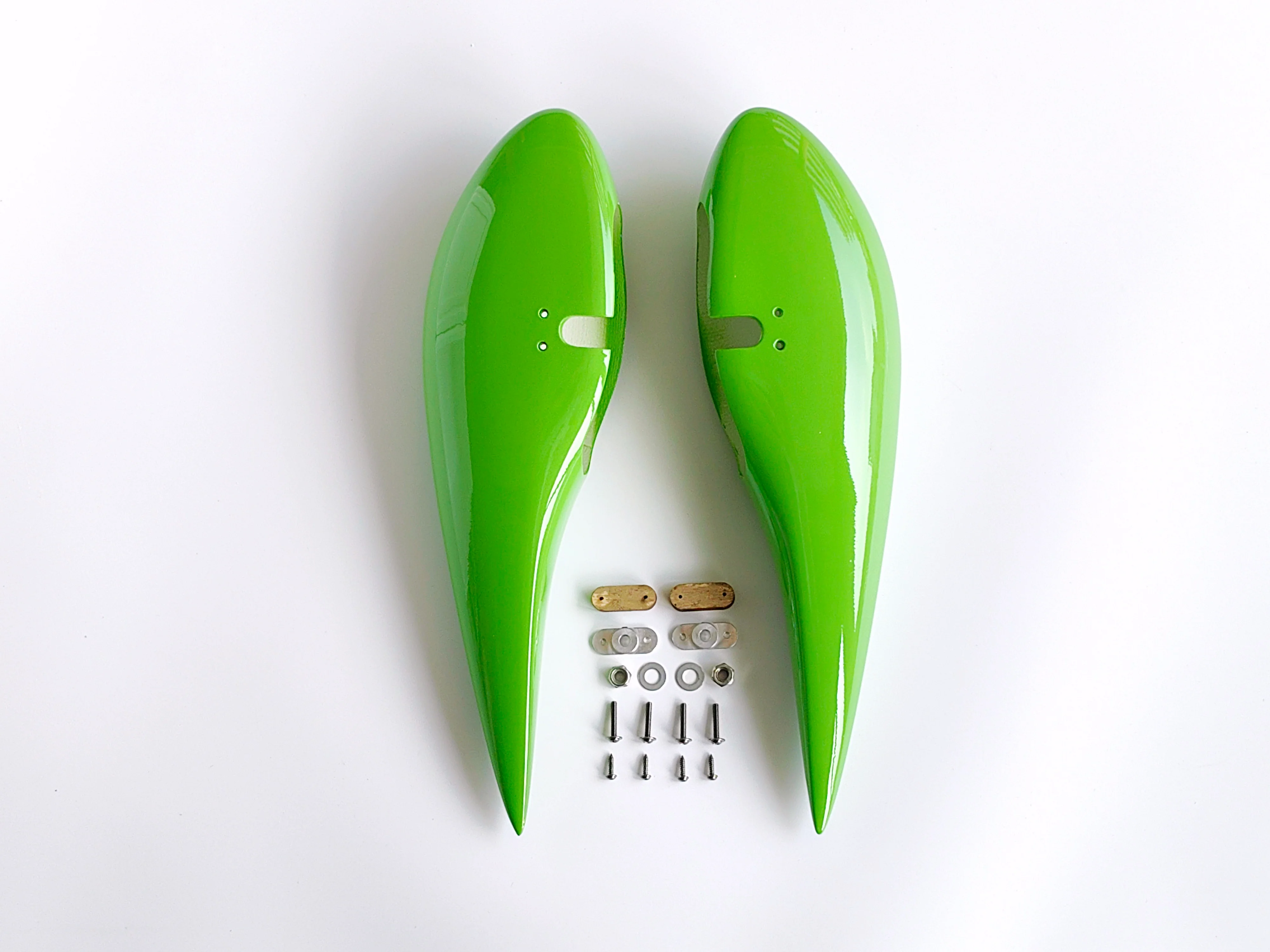 70cc Peregrine - WHEEL PANTS
