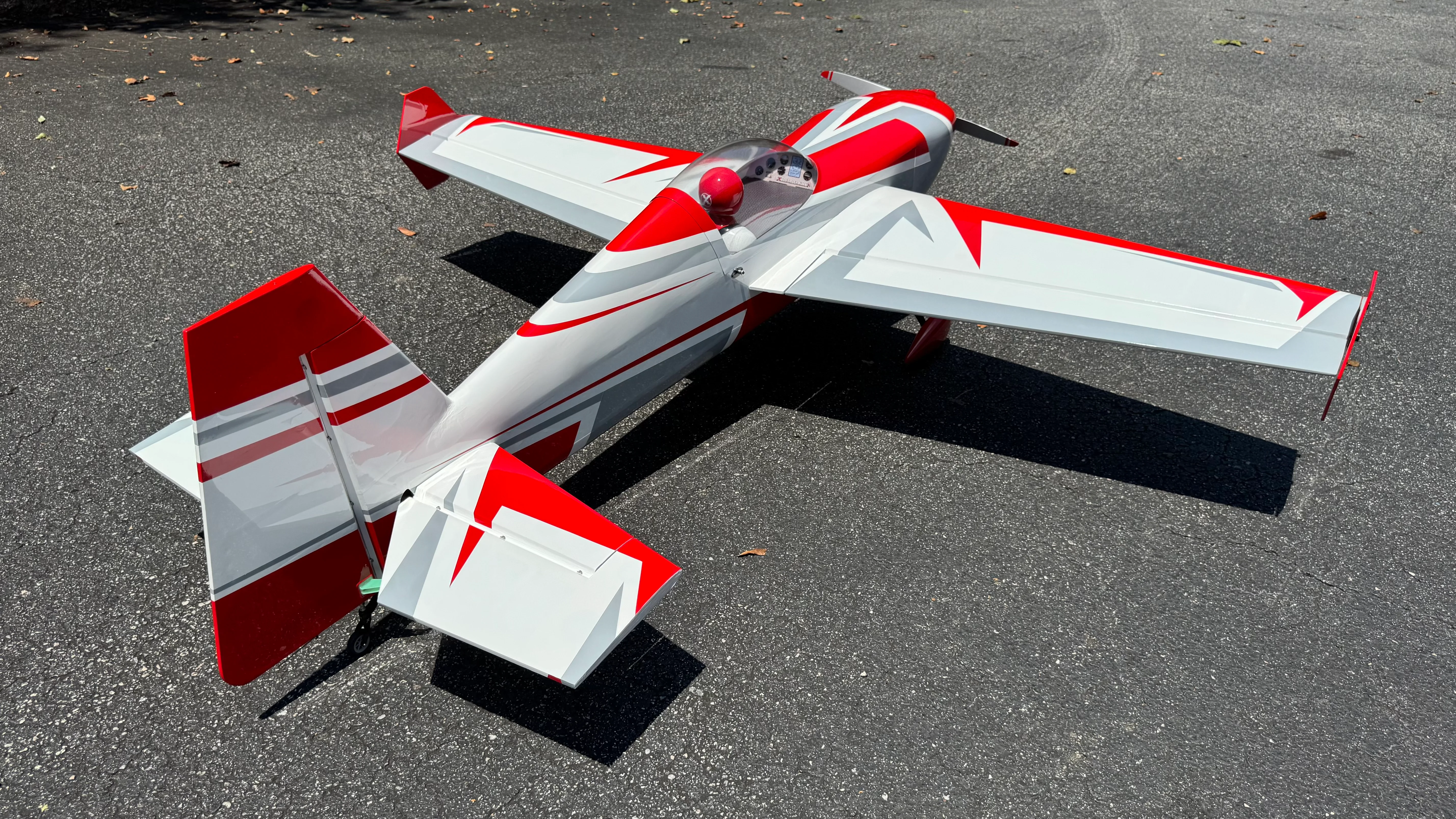 EF - 75" Extra 260 - Red/White - Image 4