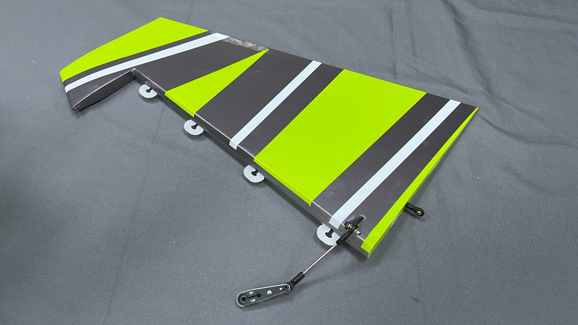 RUDDER - 61" Edge 540 - SW