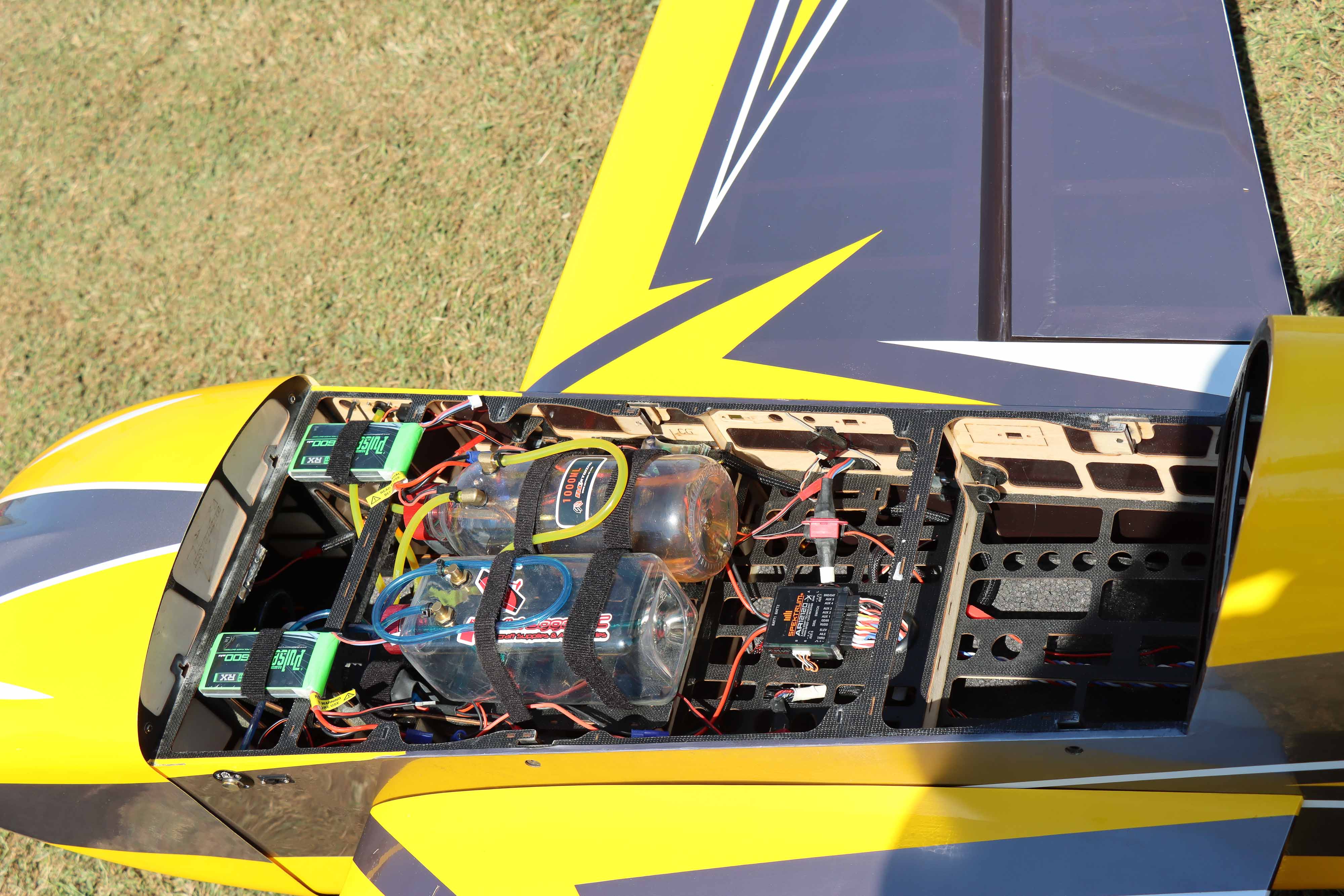 SW - 104" Edge 540 V3 - Grey/Yellow (F) - Image 12