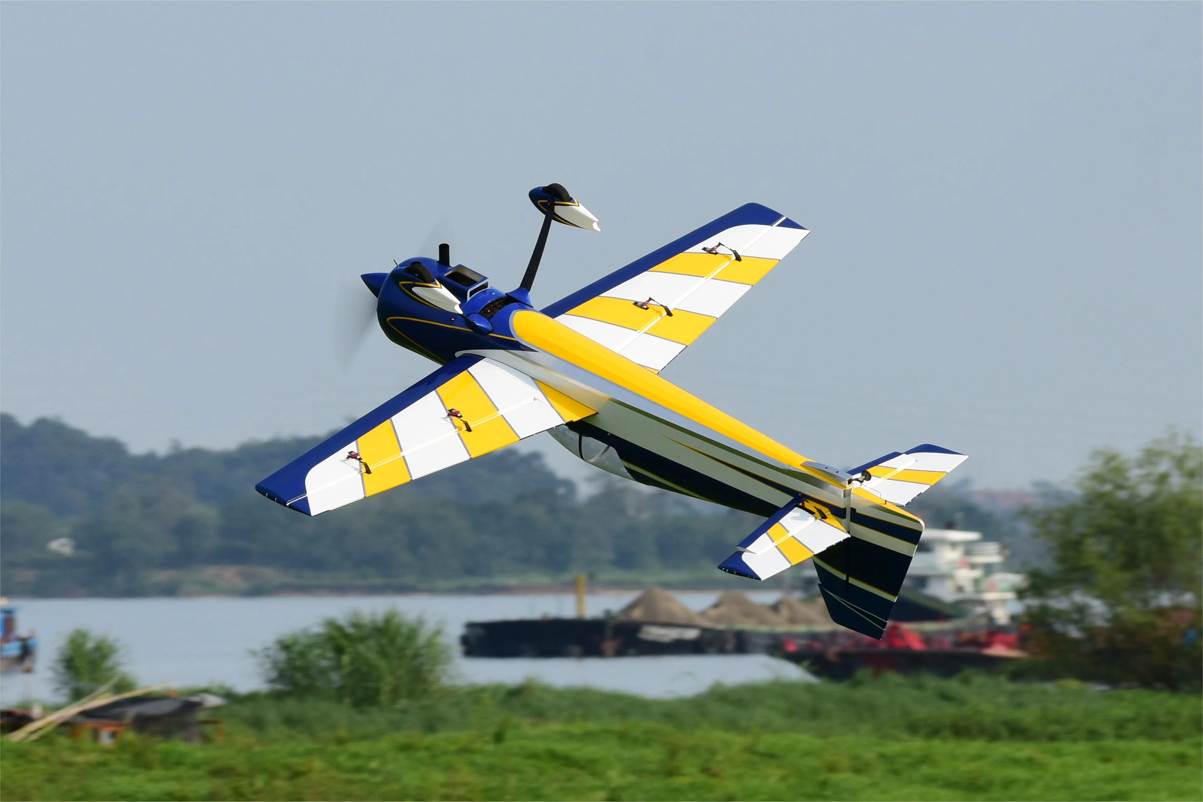 SW - 104" YAK 54 - WHITE/BLUE - (A) - Image 7