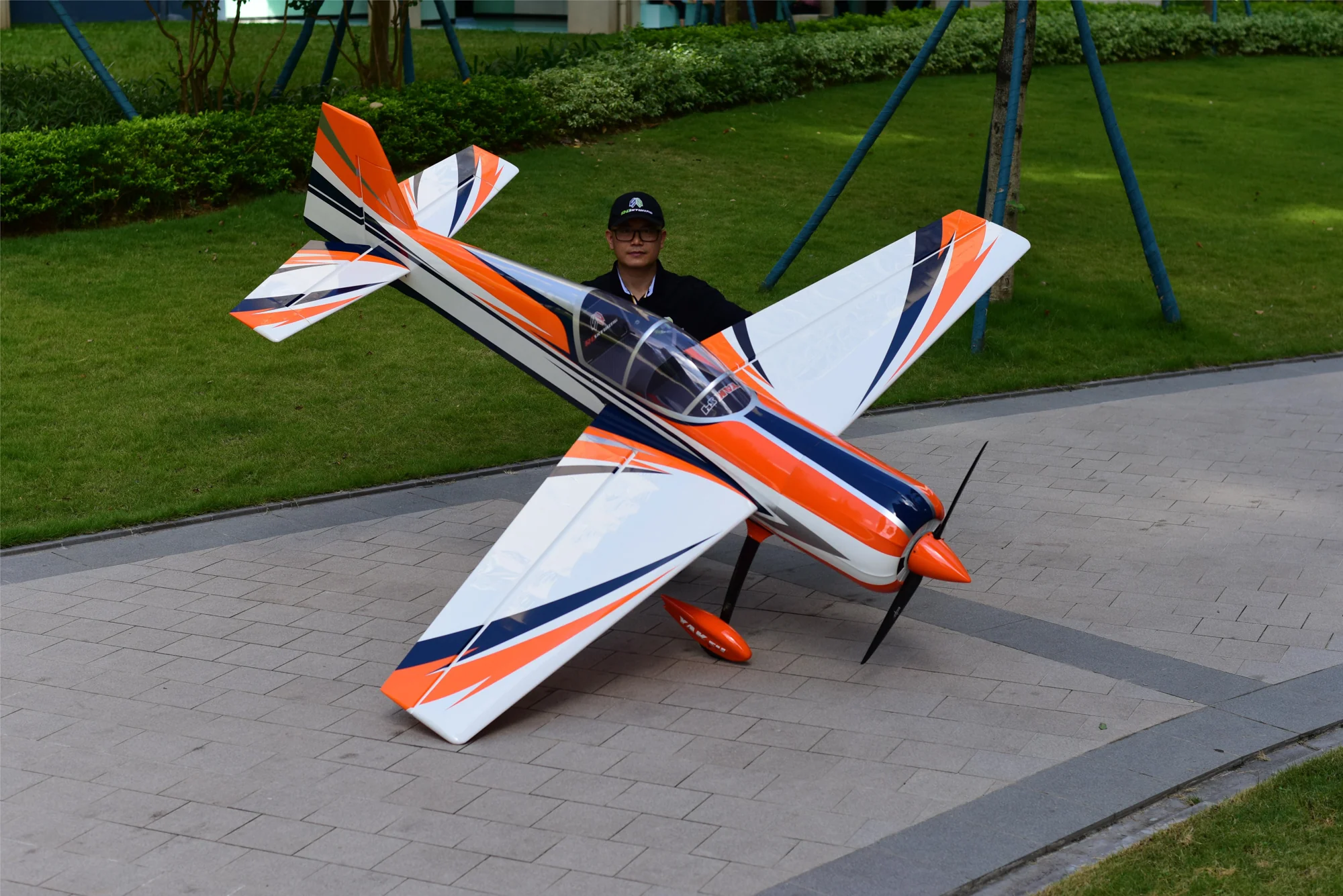 SW 104" Yak 54 - WING