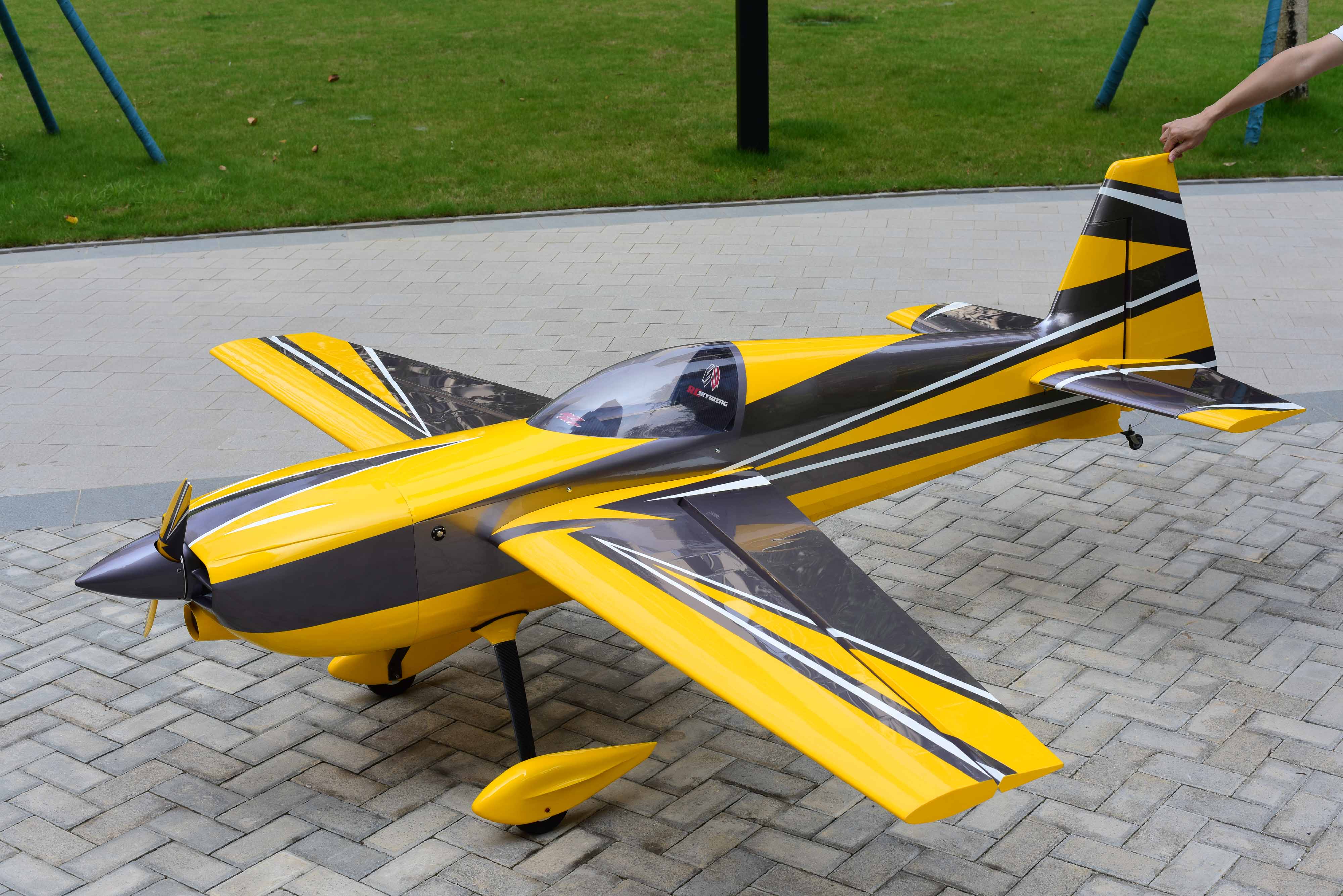 SW - 116" Edge 540 - Yellow/Charcoal/White (F) - Image 10