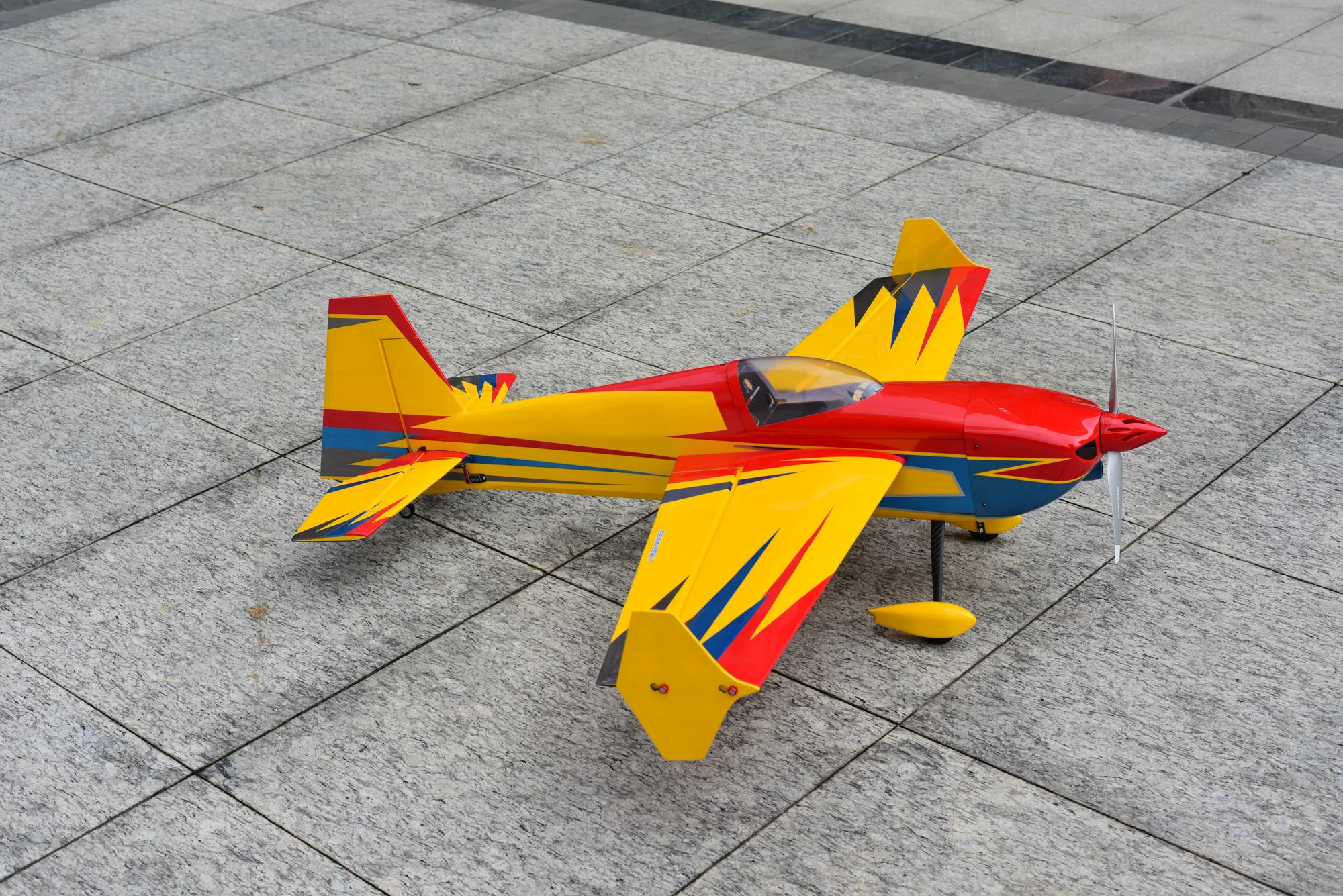 SW - 48" Slick 360 V2 - Yellow/Red Scheme D - ARF - Image 9