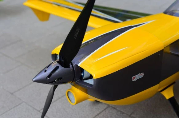 SW - 67" Edge 540 - Grey/Yellow (F) - ARF - Image 8