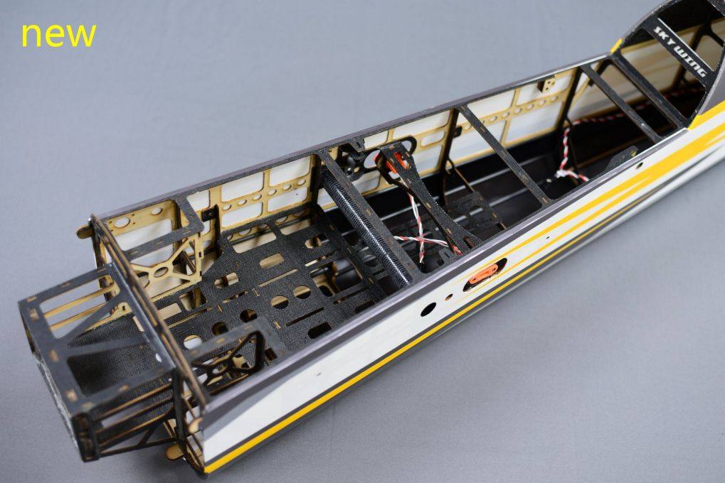 SW - 67" Extra NG - White/Gray/Yellow (D) - ARF - Image 7