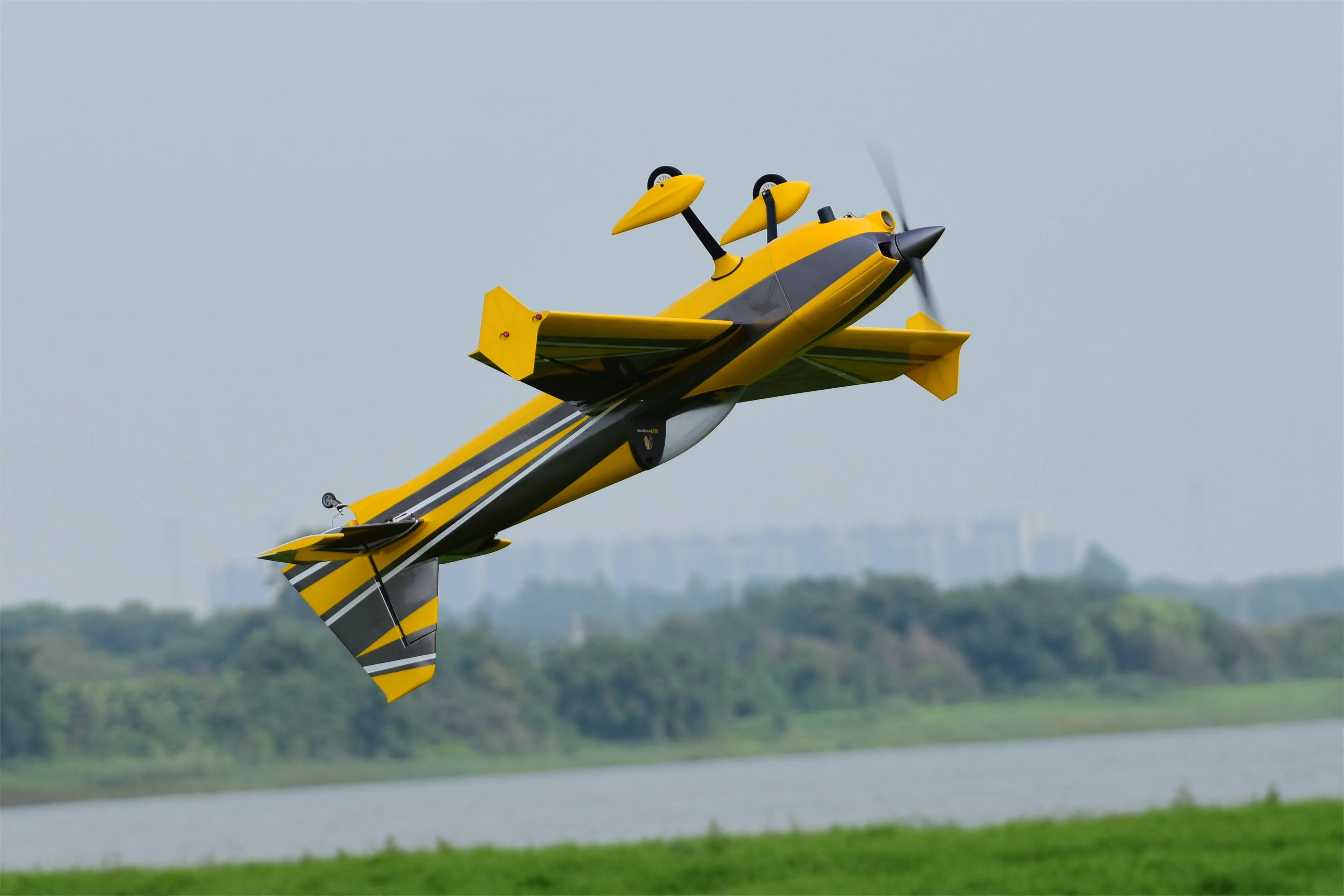 SW - 85" Edge 540 - Yellow/Charcoal (F) - Image 12