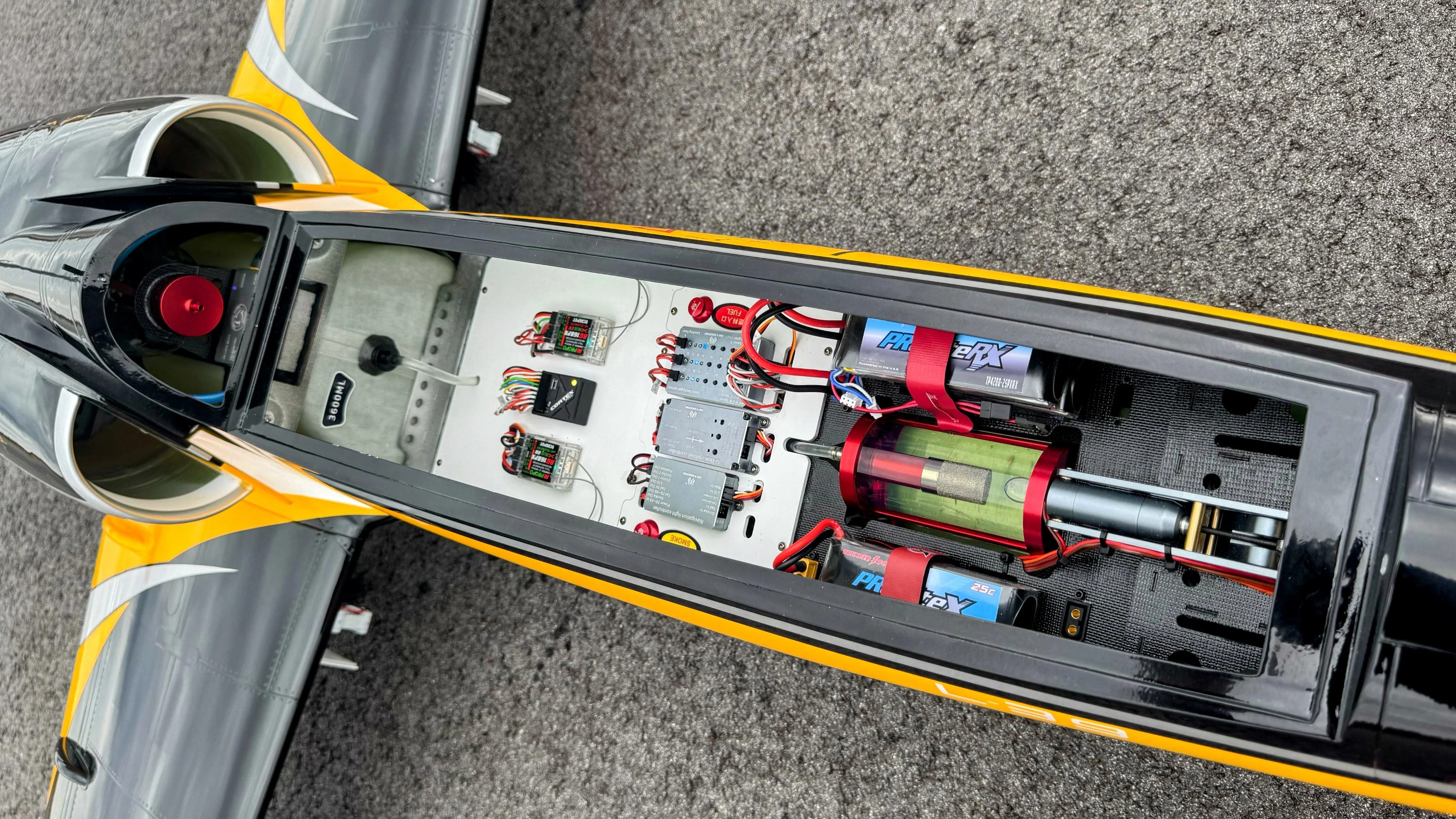 Skywing - L-39 2.2M - Yellow/Black - Image 27