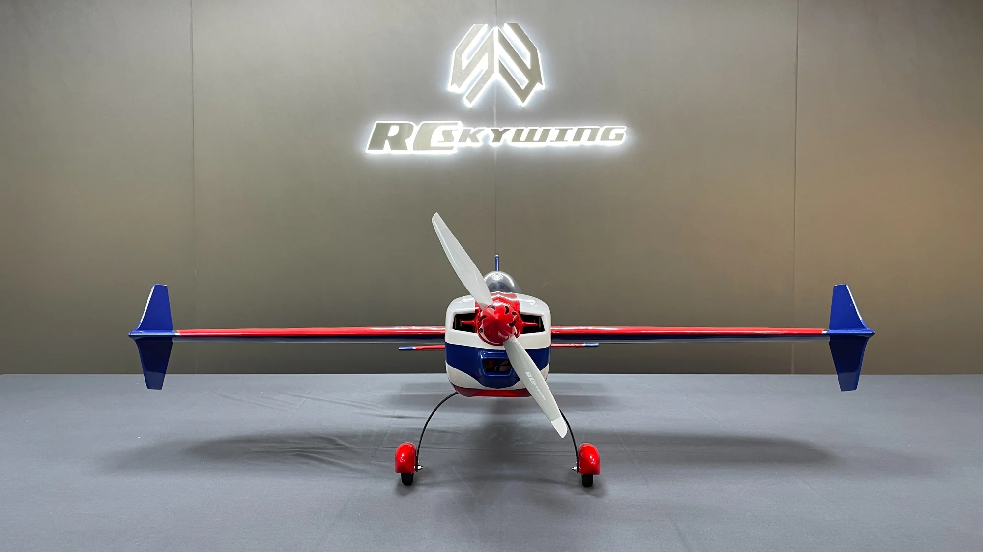 SW - 48" Extra NG - White/Red (A) - PNP - Image 3
