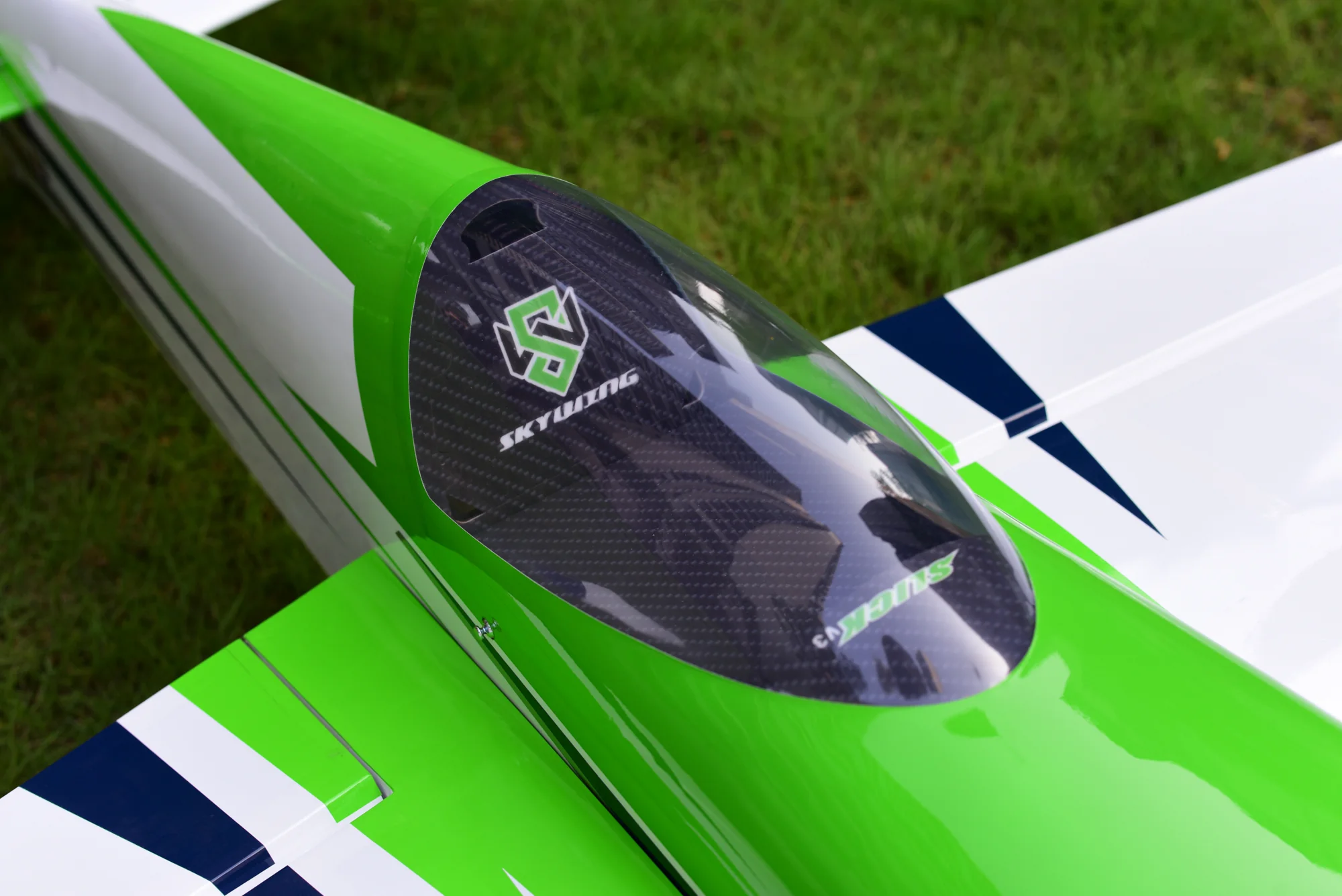 SW - 73" Slick 360 - White/Green/Dk Blue (C) - ARF - Image 9