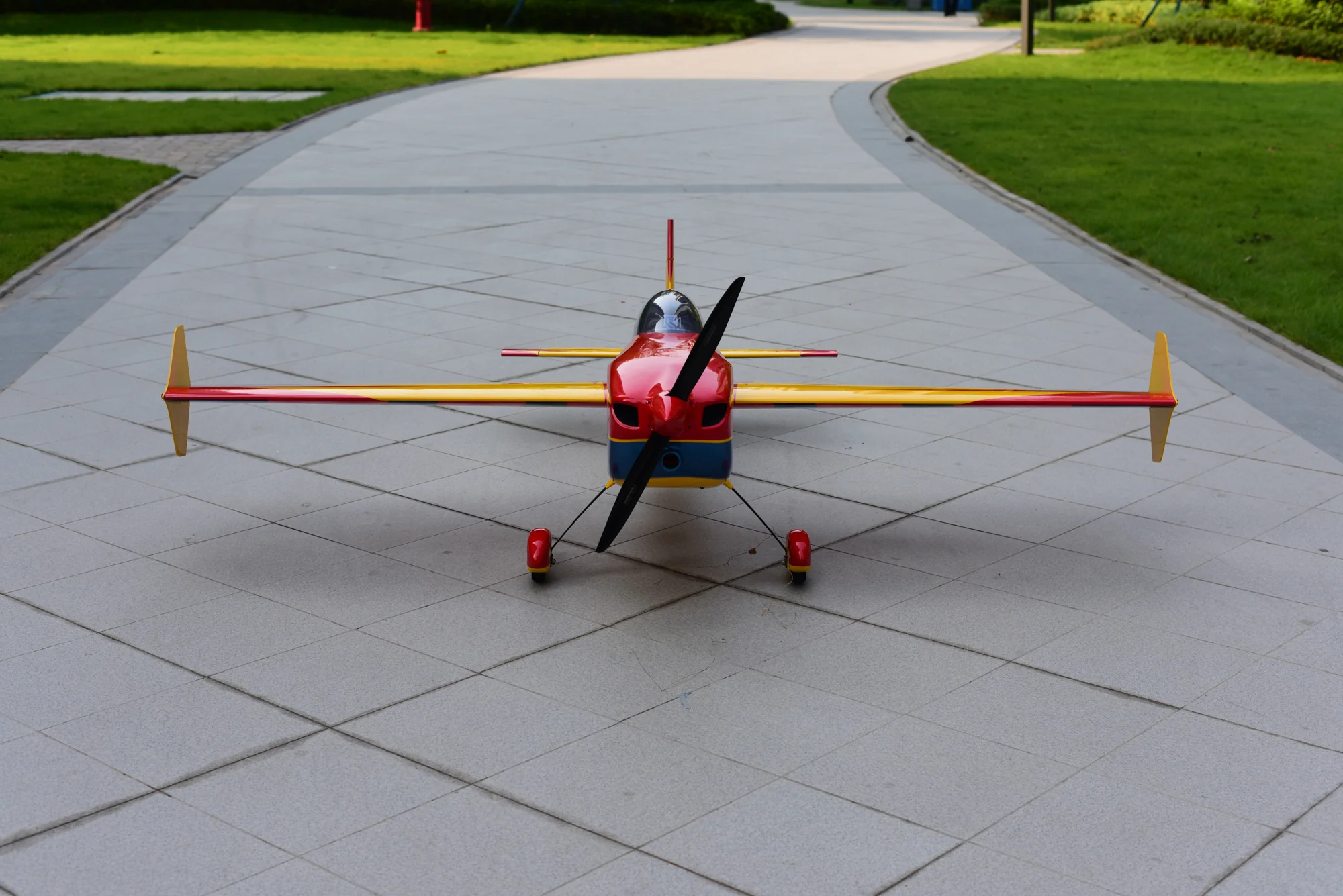 SW - 73" Slick 360 - Yellow/Red/Met Blue (D) - ARF - Image 7