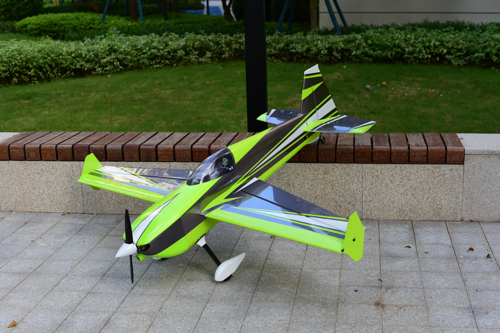 SW - 74" Edge - Grey/Green (D) - ARF - Image 7