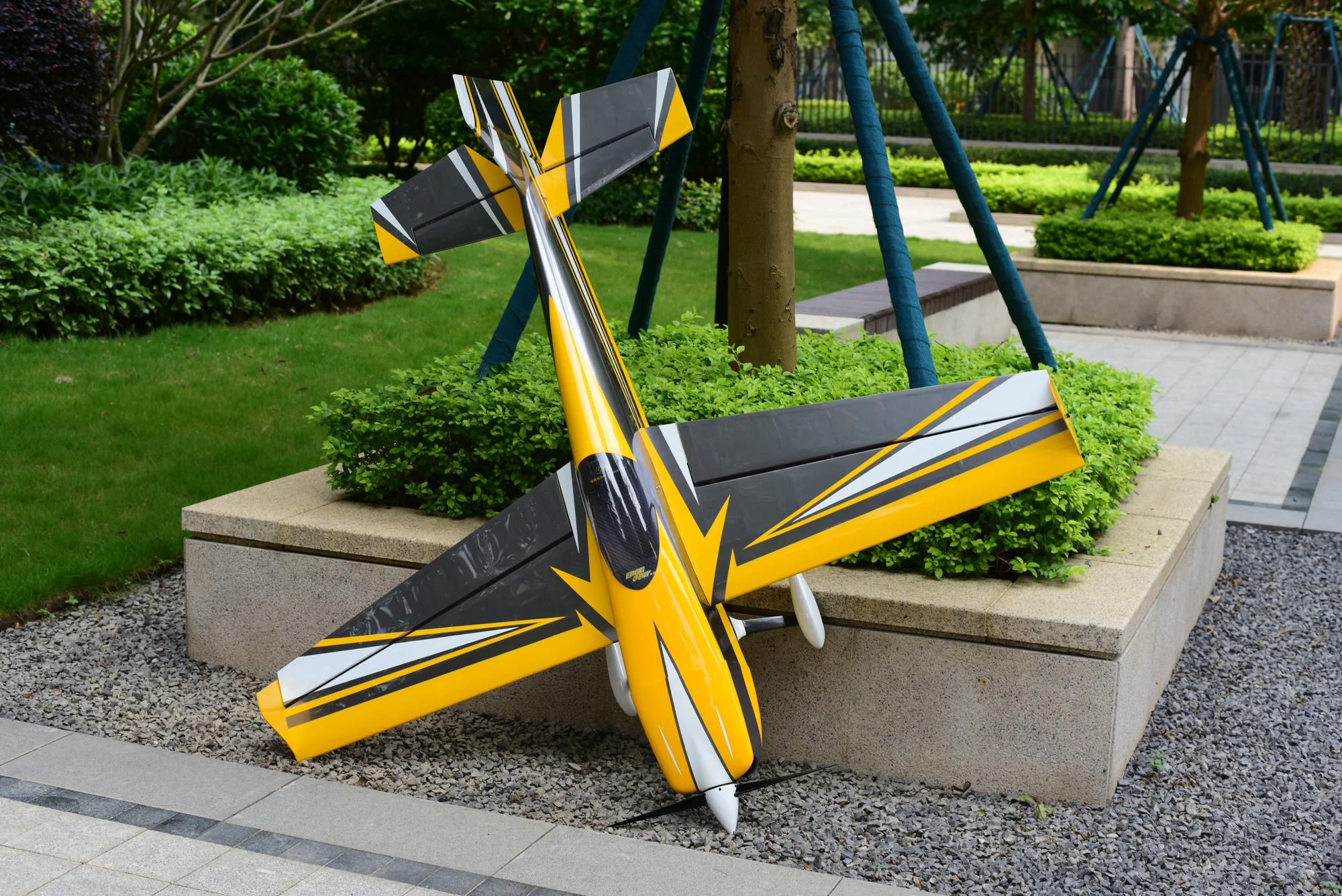 SW - 74" Edge - Grey/Yellow (F) - ARF - Image 14