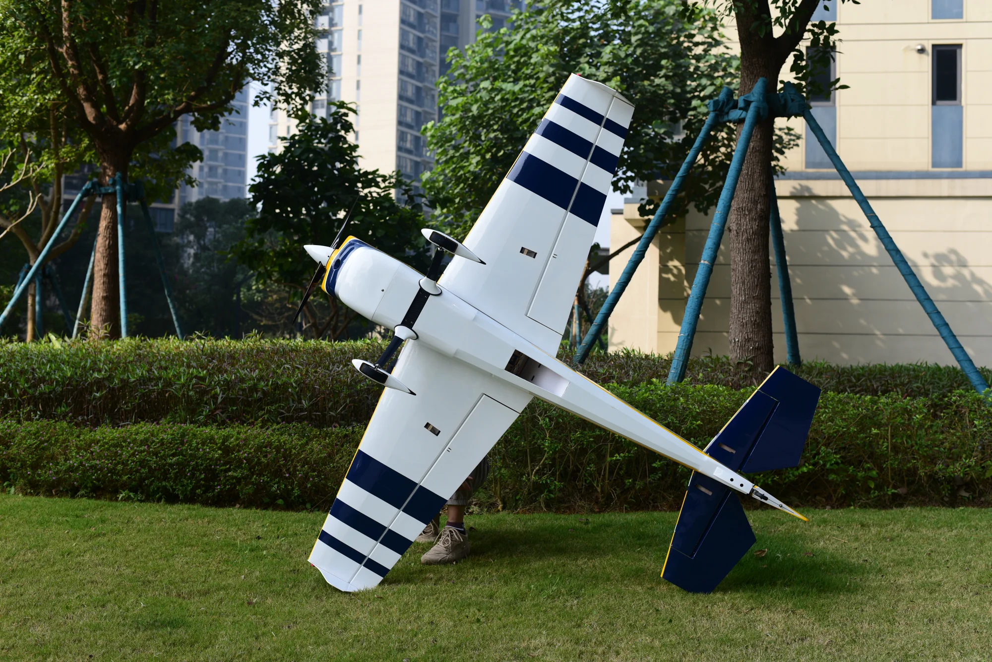 SW - 74" Laser 260 - White/Yellow/Navy (D) - ARF - Image 10