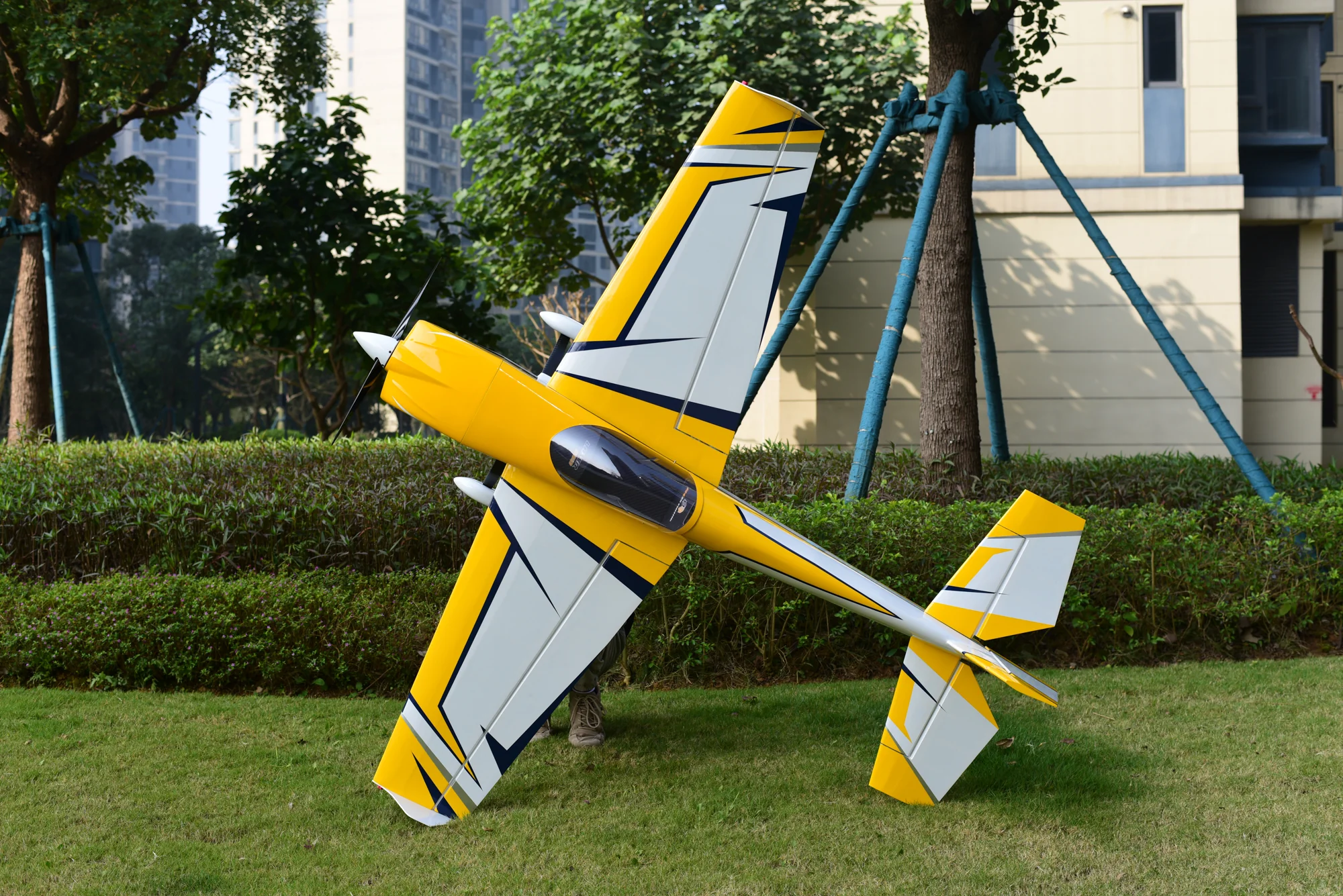SW - 74" Laser 260 - White/Yellow/Navy (D) - ARF - Image 9