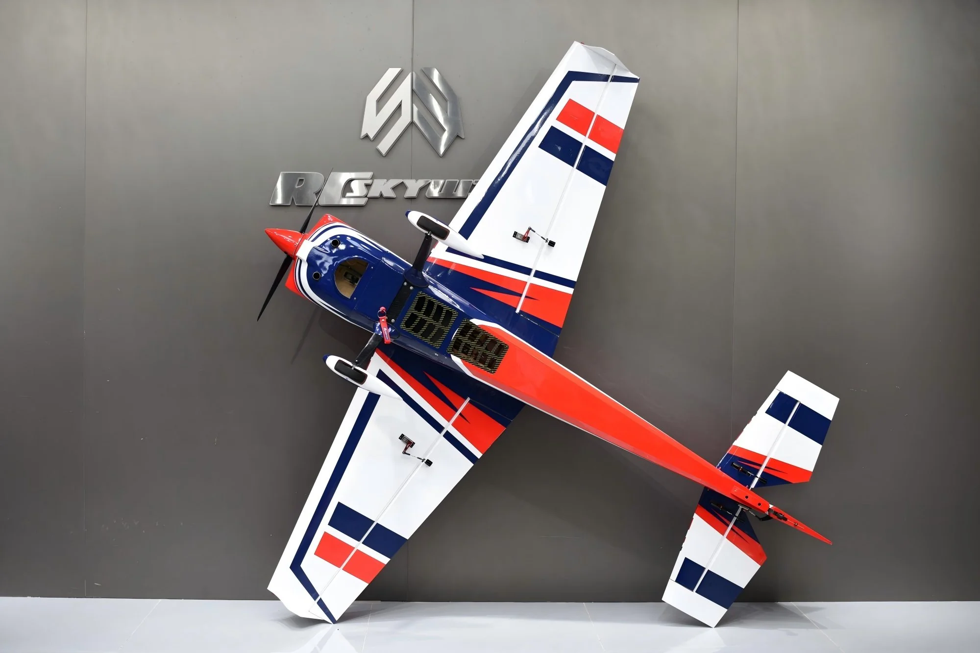 SW - 88" Laser 260 - White/Red/Blue (A) - Image 3