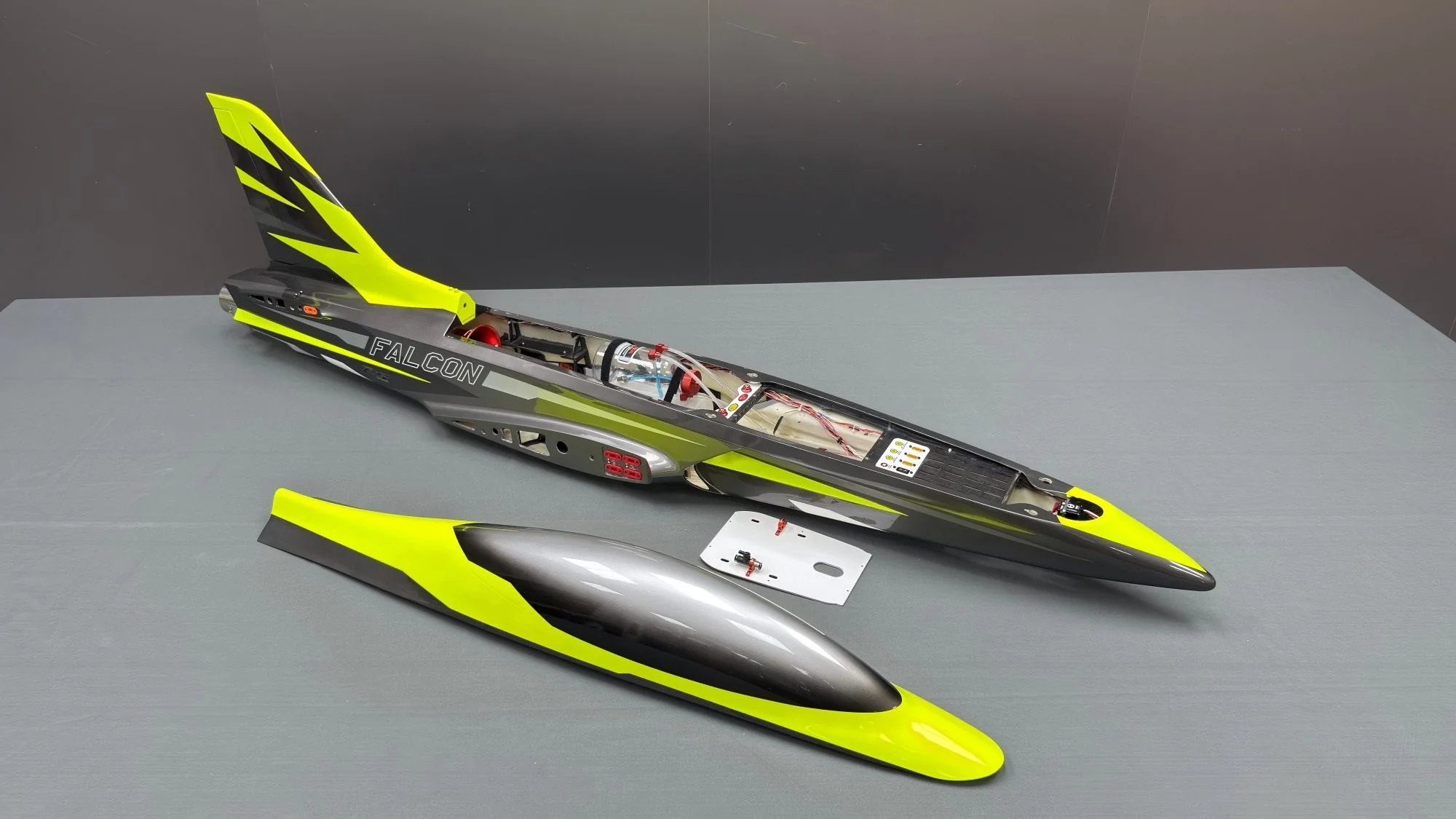 SW - Falcon 1.8M - Red/Metal Grey - PNP - Image 8
