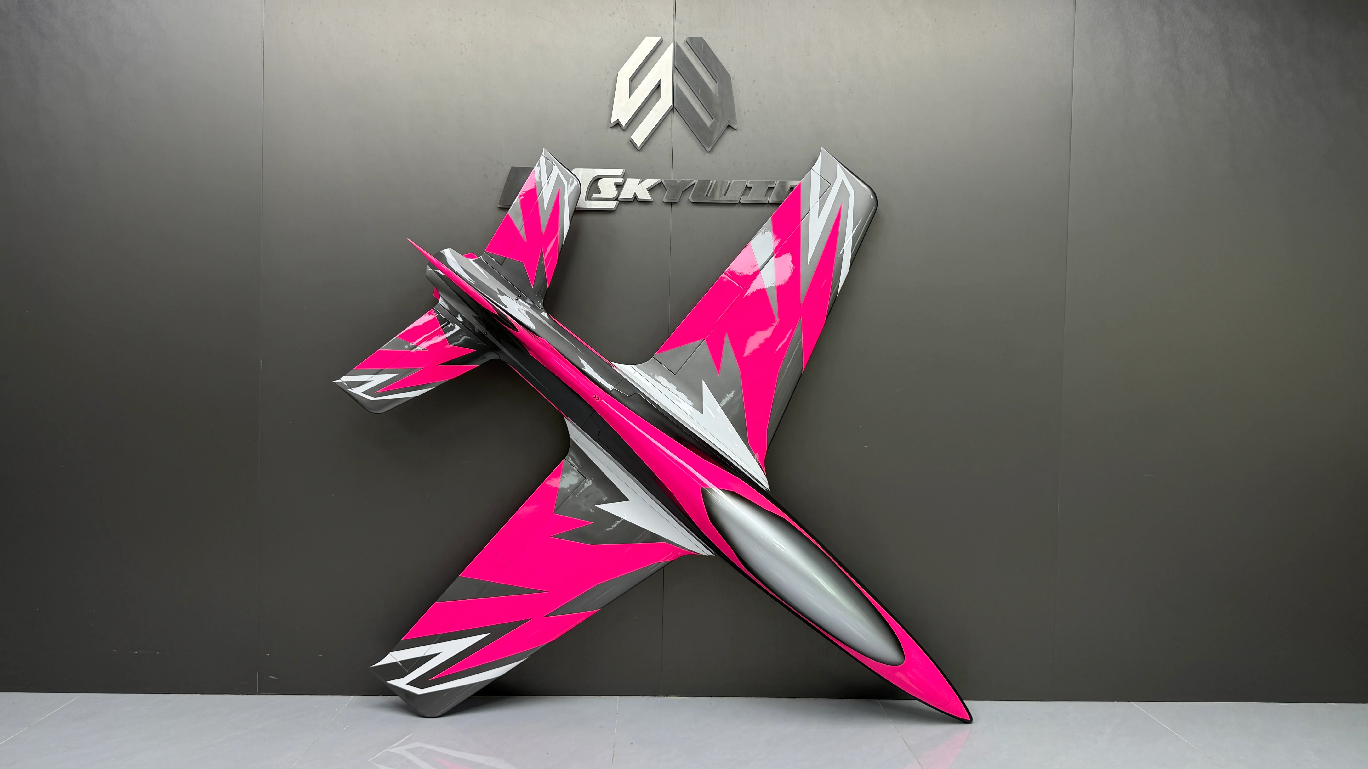 SW - Falcon 2.1M - Pink/Metal Grey - ARF - Image 2