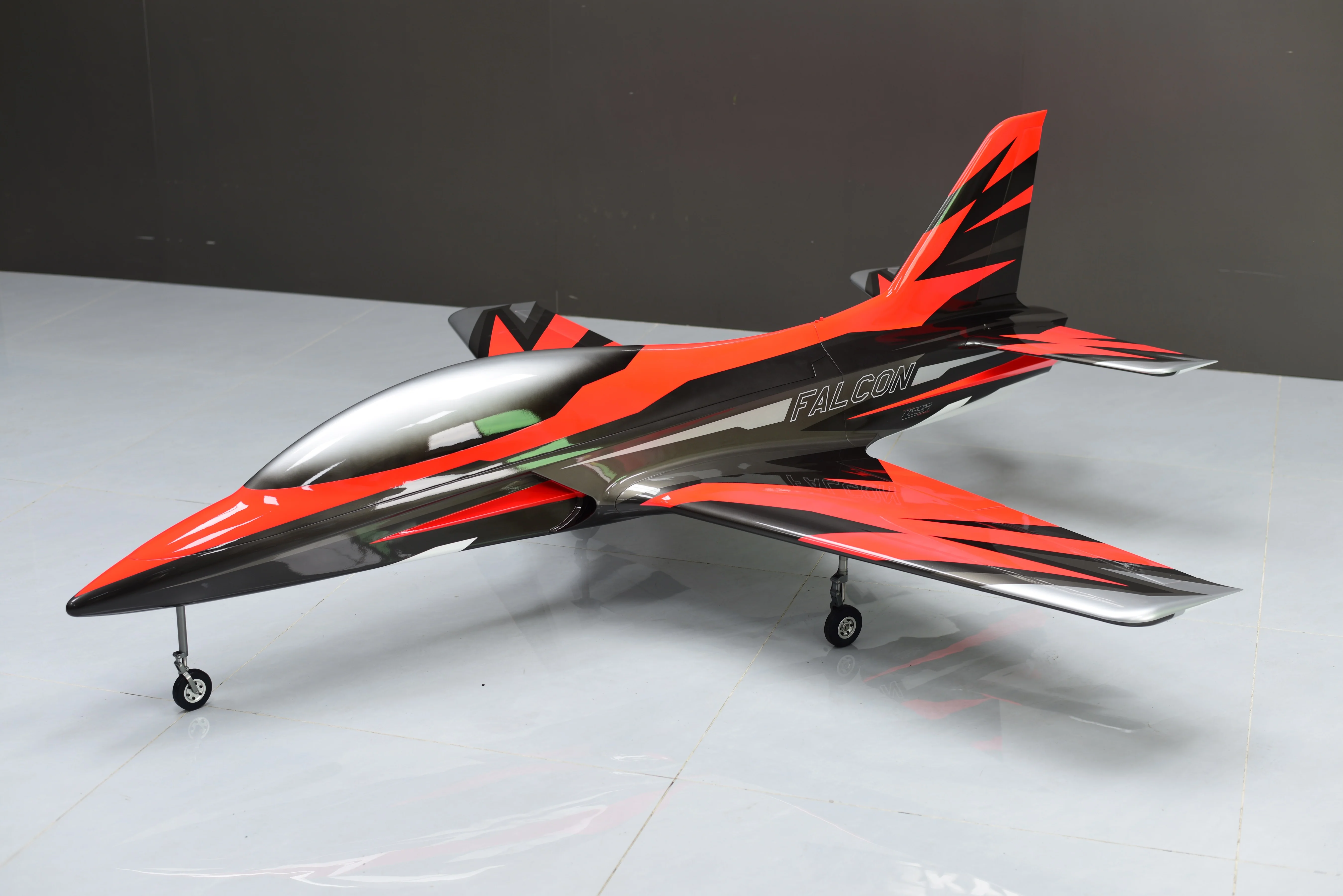 SW - Falcon 2.1M - Red/Metal Grey - ARF