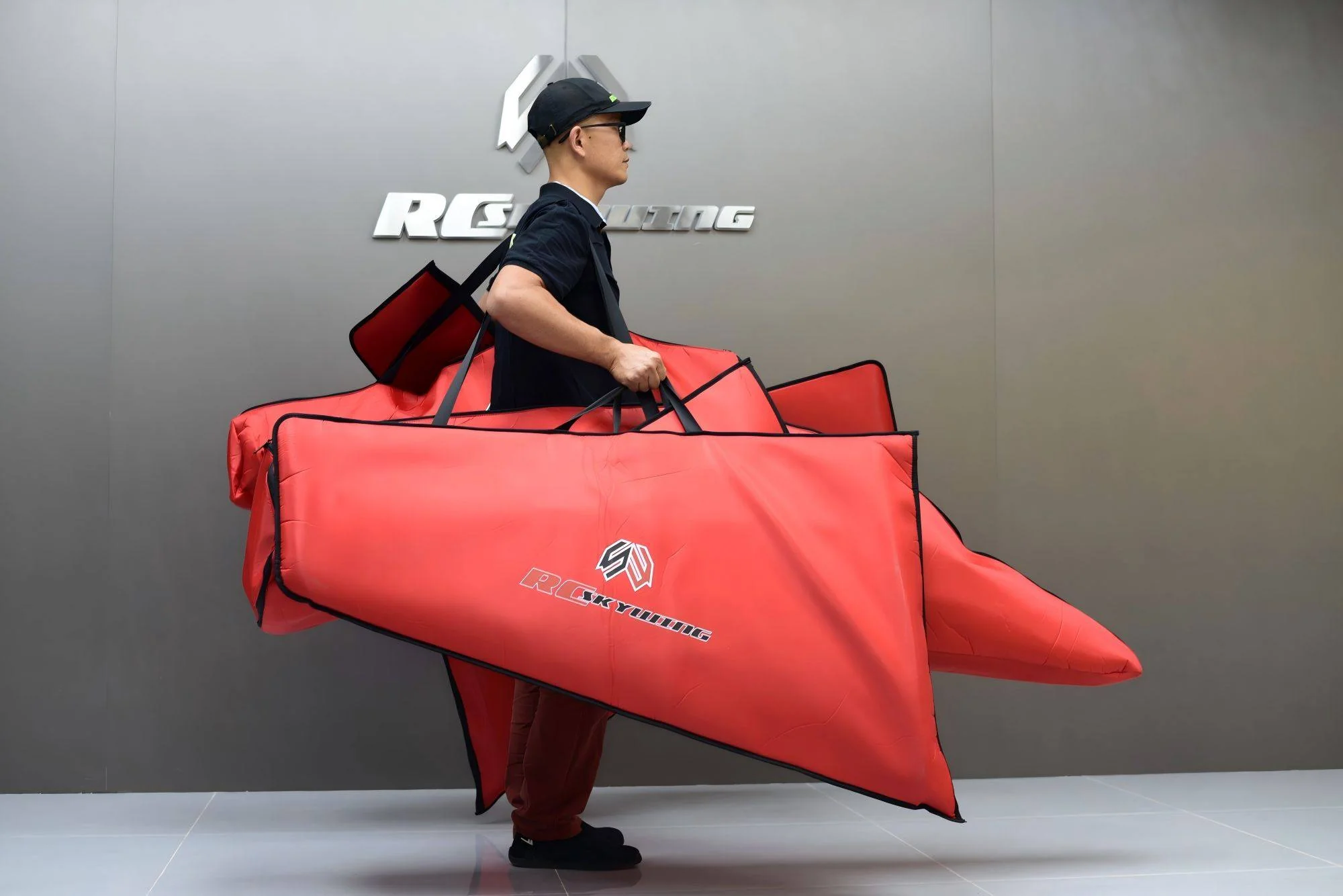 SW - Falcon 2.8M - Red/Metal Grey - ARF - Image 10
