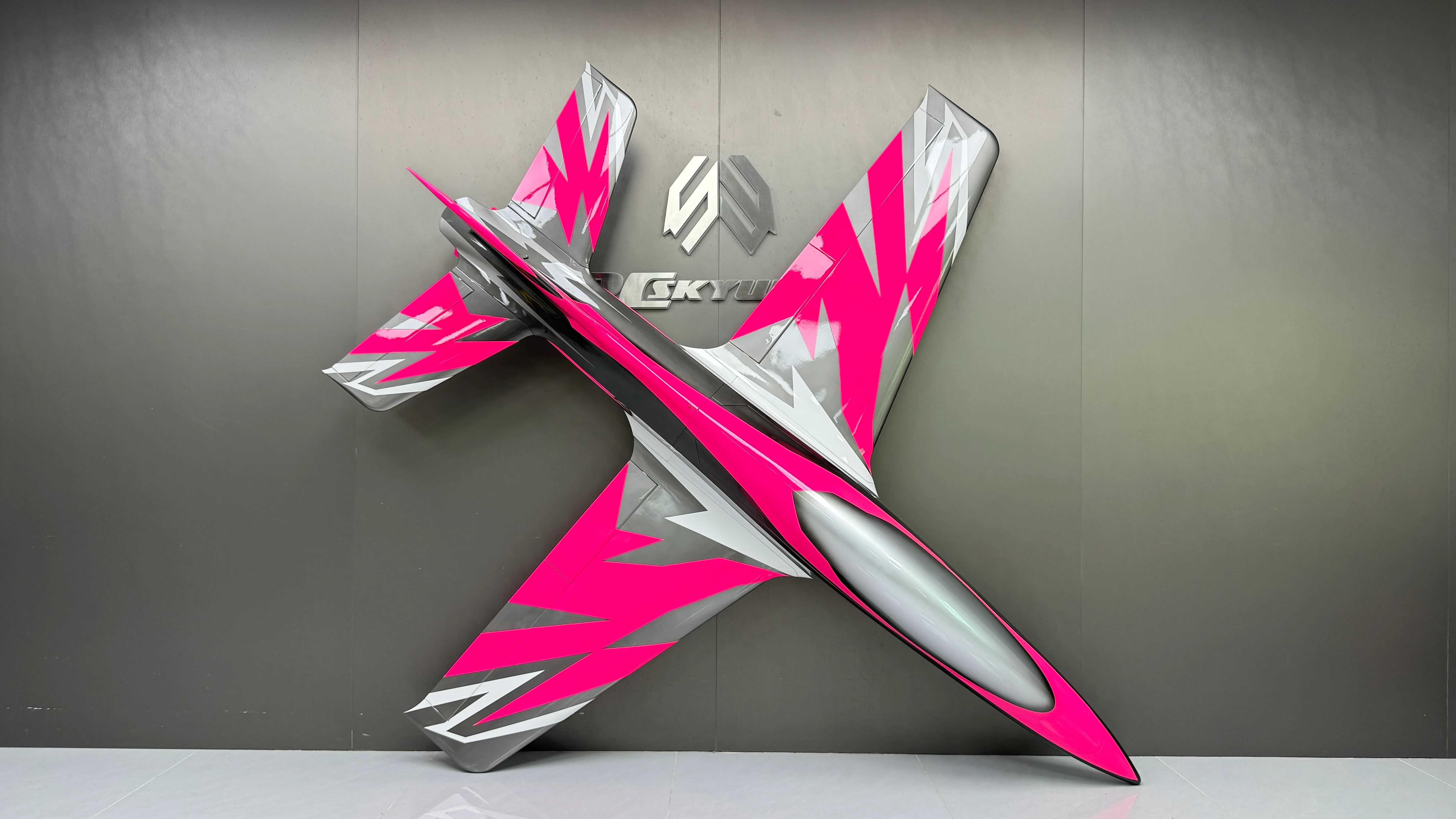 SW - Falcon 2.4M - Pink/Metal Grey - ARF - Image 2